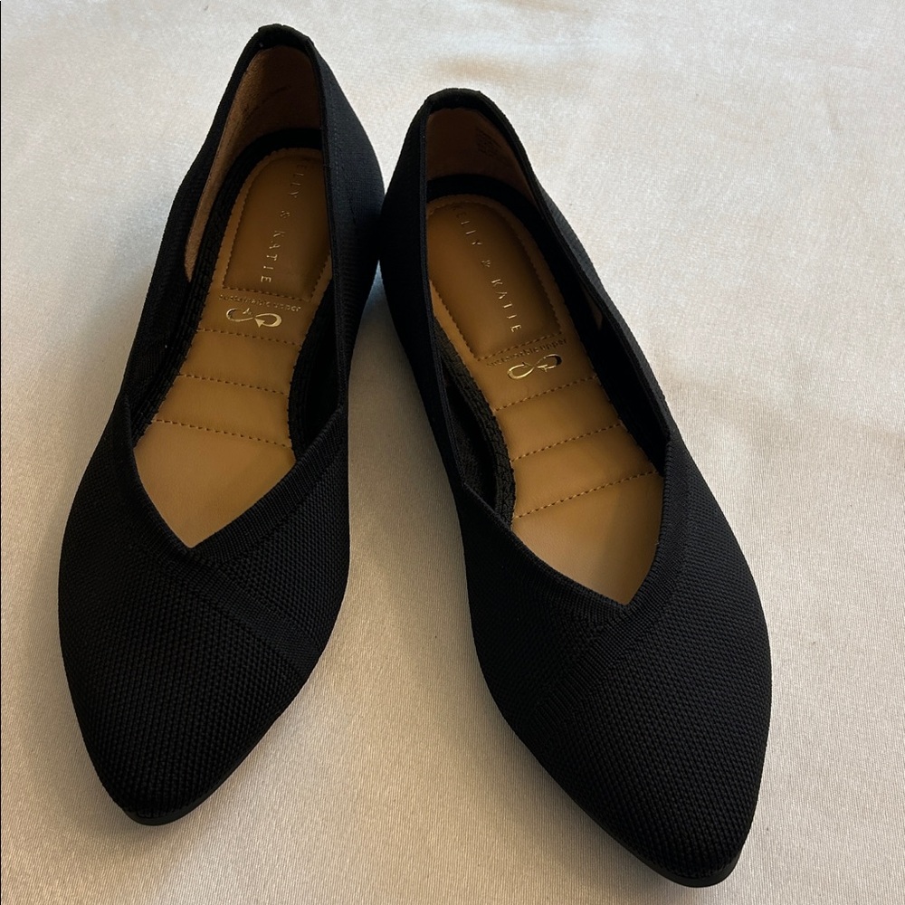Kelly & Katie Jayde Black Women’s Flats